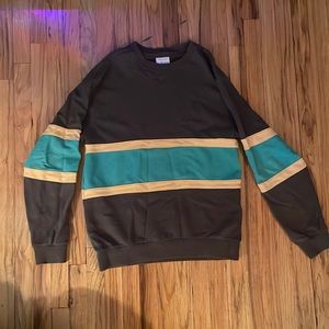 Medium Size (sort of baggy/ oversized) sweater from Urban Outfitters